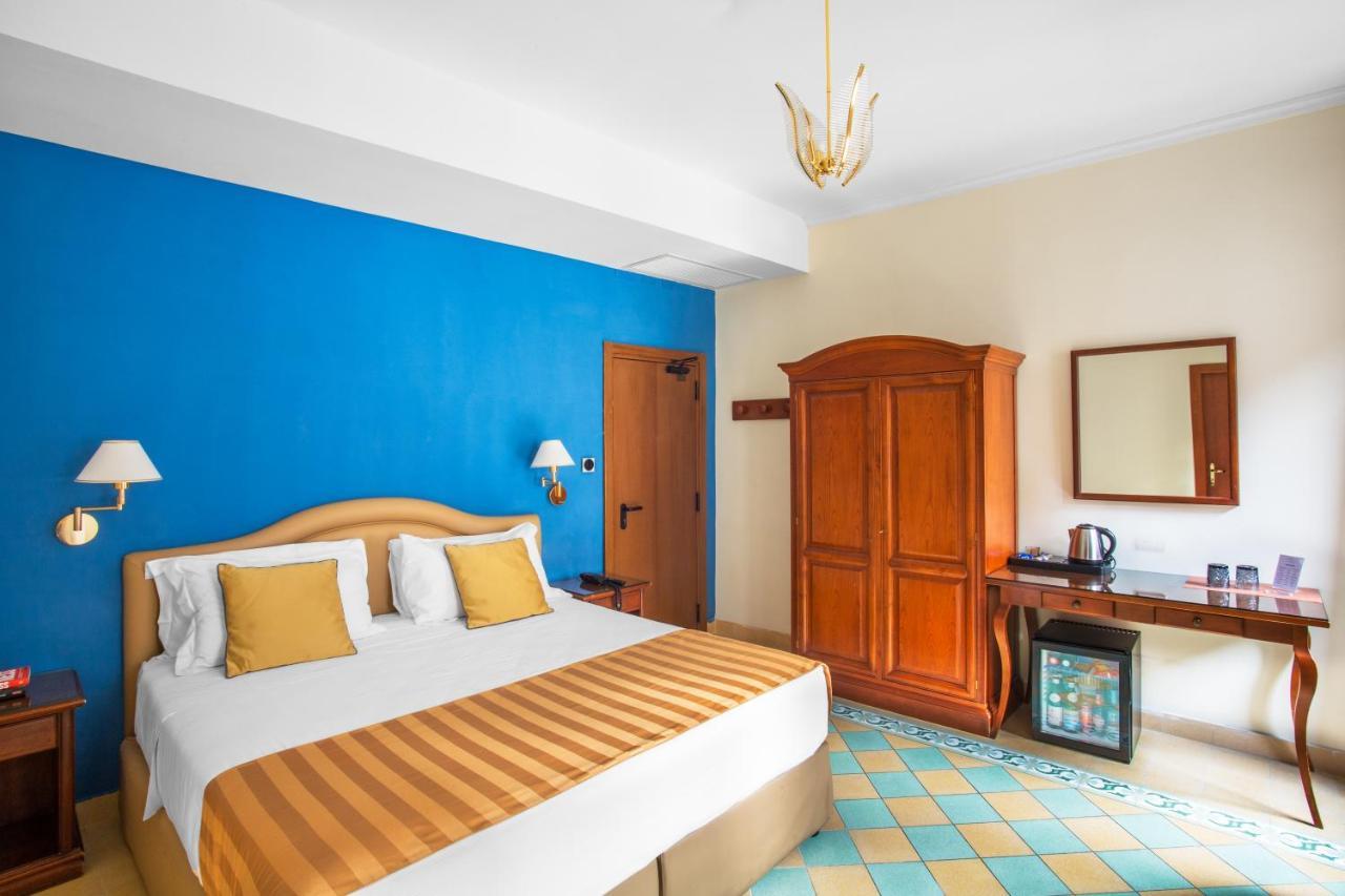 Hotel Piazza Di Spagna Рим Екстериор снимка
