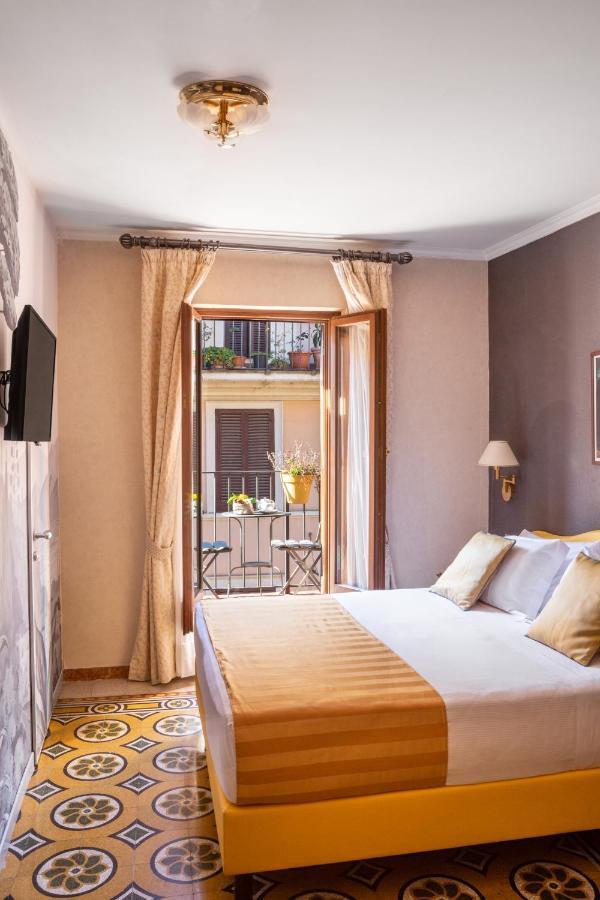 Hotel Piazza Di Spagna Рим Екстериор снимка