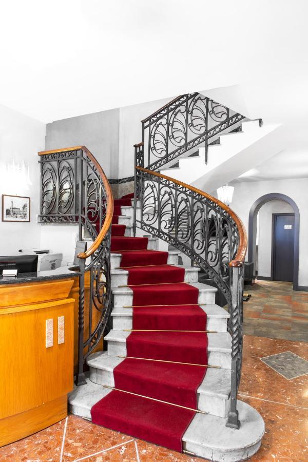 Hotel Piazza Di Spagna Рим Екстериор снимка